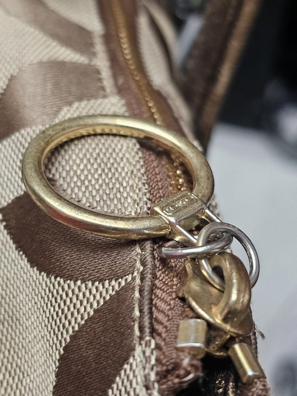 Coach Poppy Glam Op Art Signature Jacquard Canvas & Khaki Bronze Metallic Tote - Picture 9 of 15